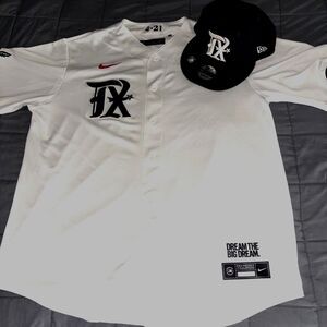 Marcus Semien Texas Rangers Nike Mens City Connect Jersey Large-Matching Cap